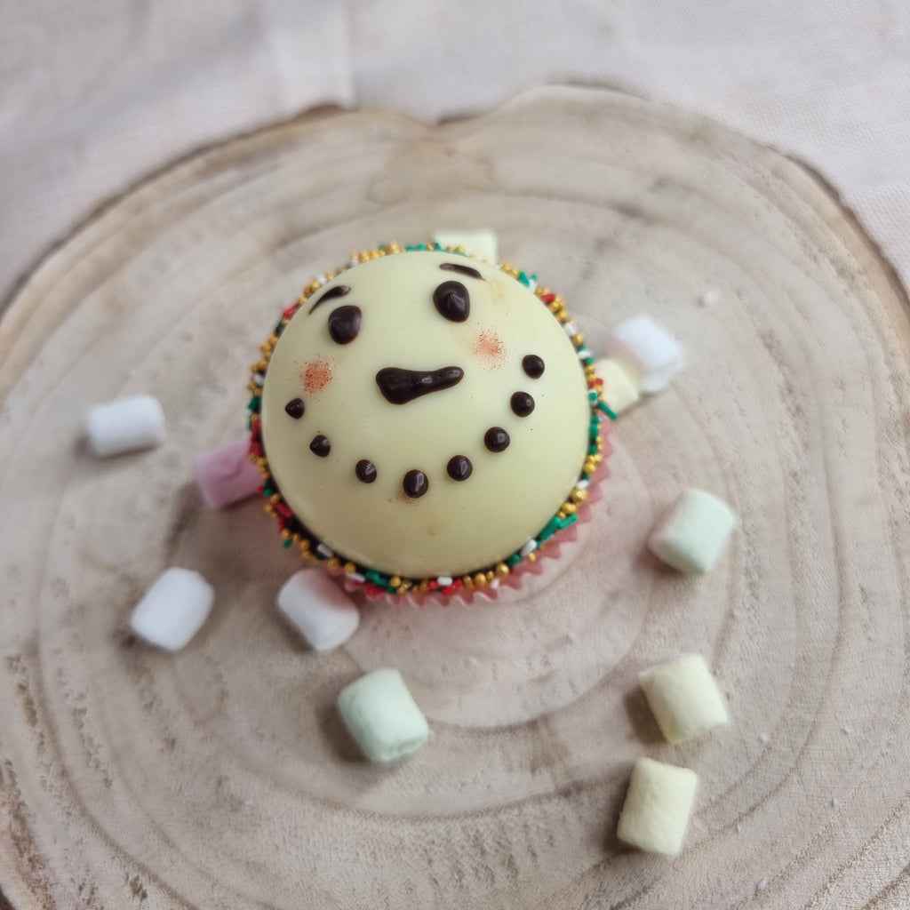 6er Set Mix-Heiße-Schokoladen-Bomben - festliche Schokoladenkugeln mit Marshmallows (Geschenk)