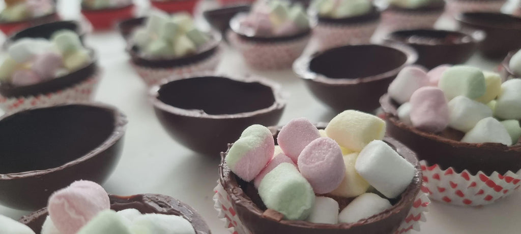 Großpackung: 24er-Pack (4x6er-Set) Heiße-Schokoladen-Bomben - Kugelform Hot Chocolate Bombs - Partygeschenke